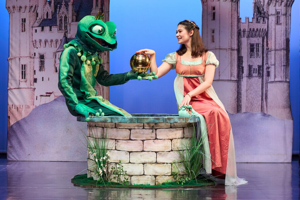 _DSC1944_Der Froschkönig_c_Patrick Sobottka_web